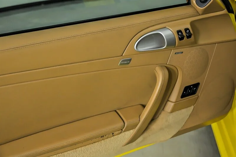Used 2009 Speed Yellow Porsche Carrera 4S image 11