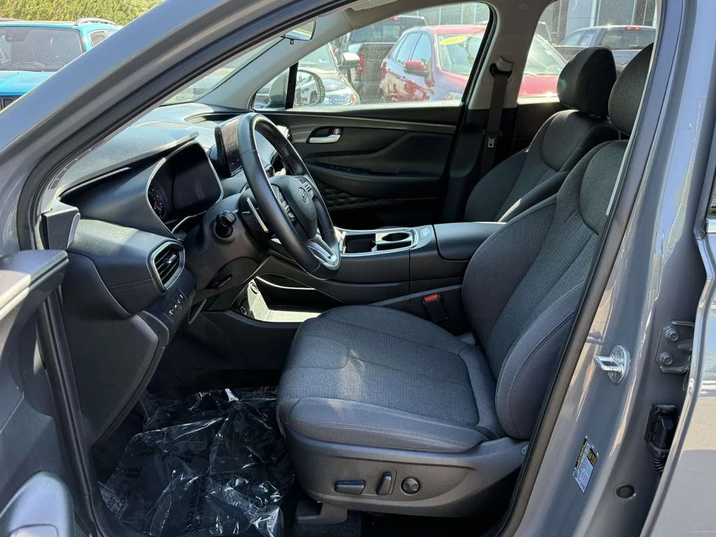 Used 2023 Gray Hyundai SEL image 13