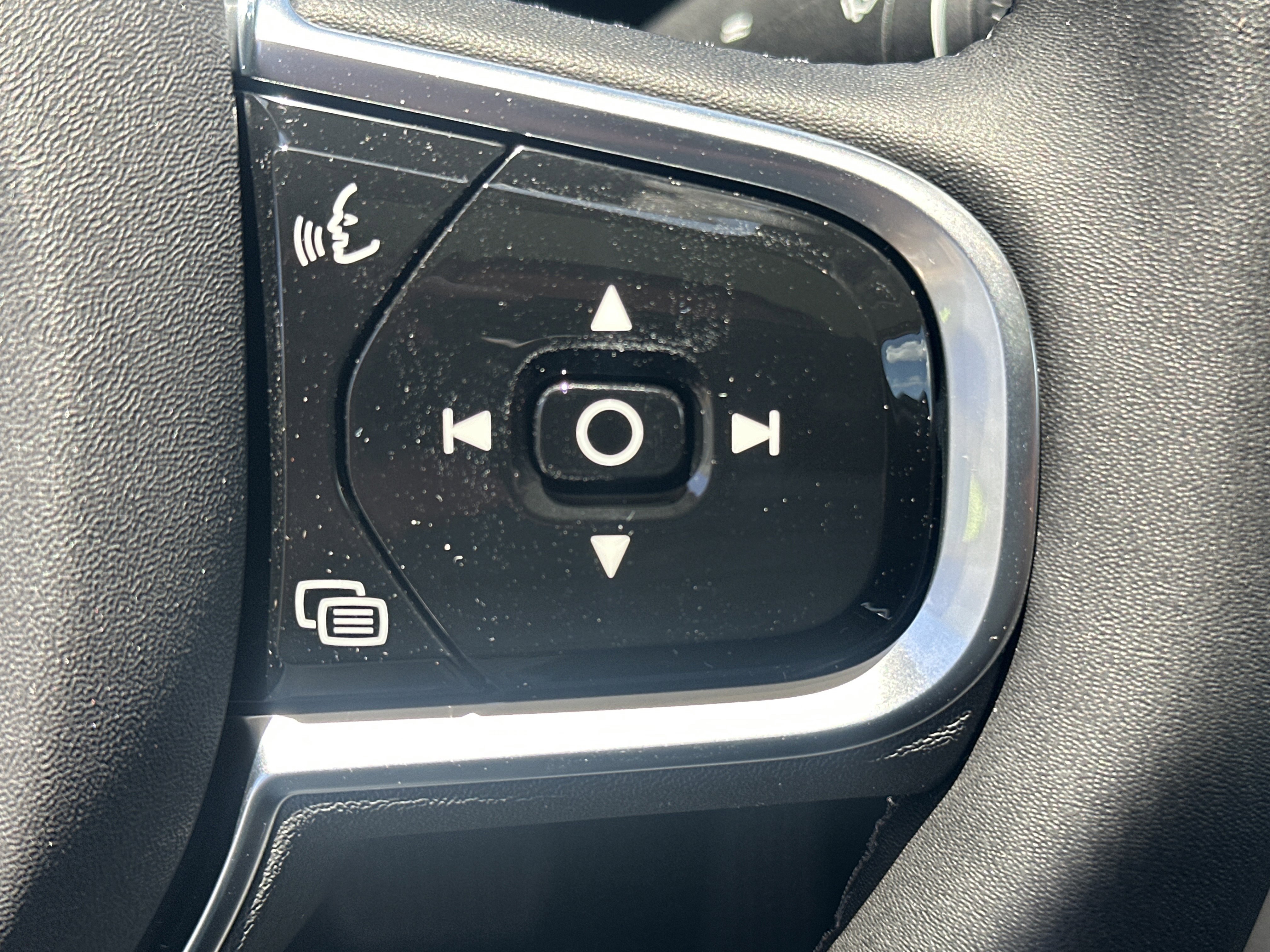 New 2026 Crystal White Volvo Core image 22