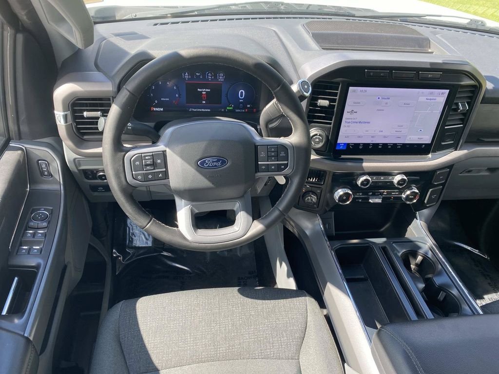 Certified Used 2024 Oxford White Ford XLT image 16