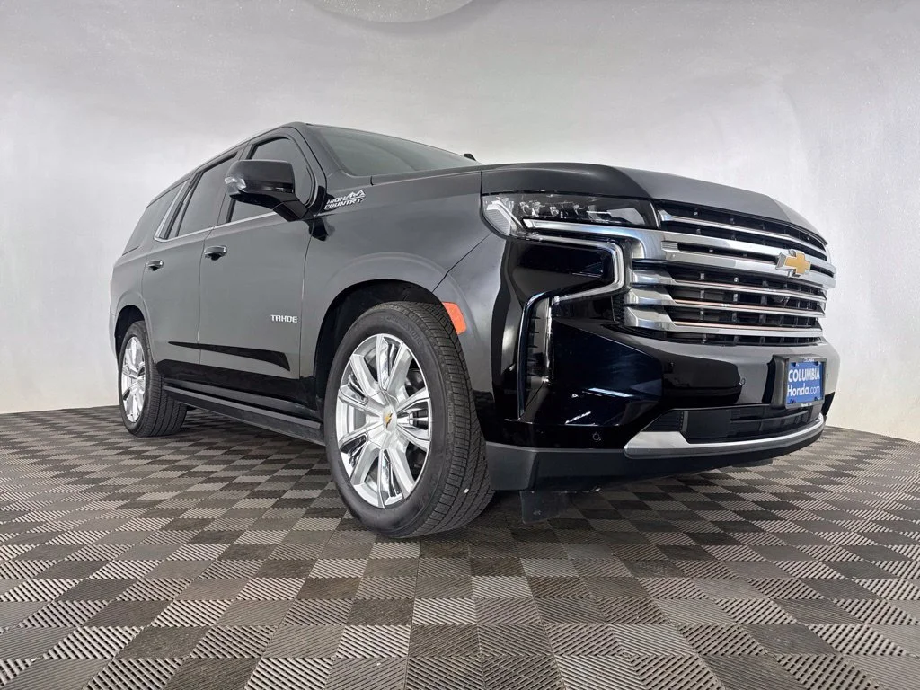 Used 2021 Black Chevrolet High Country image 2