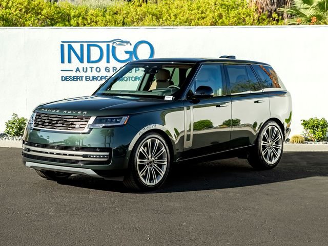 New 2026 Belgravia Green Land Rover SE image 1