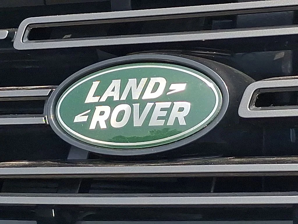 2026 Land Rover Range Rover SE - Photo 17