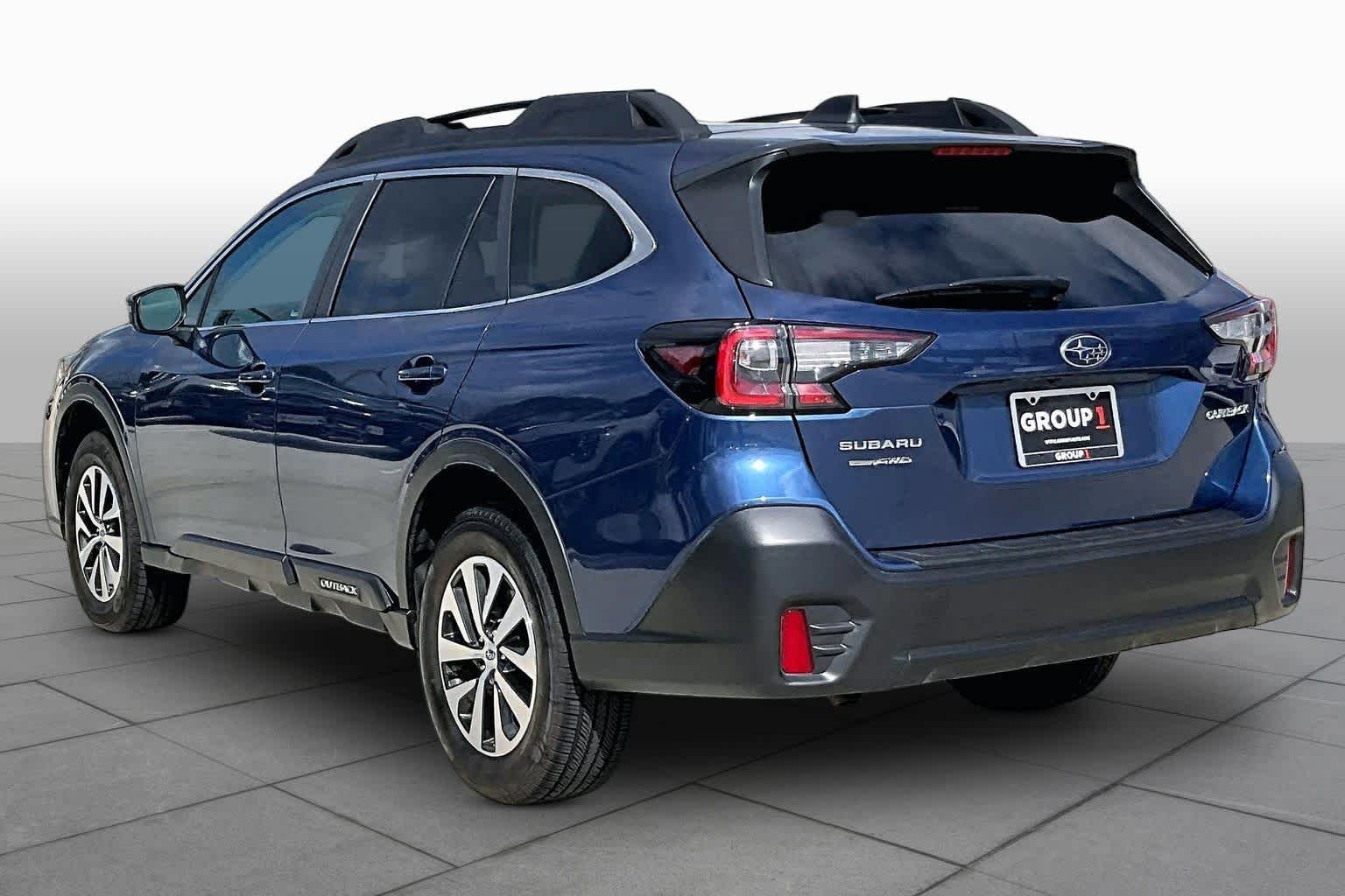 Used 2020 Abyss Blue Pearl Subaru Premium image 11