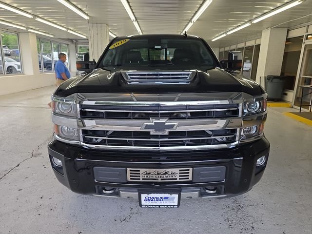 Used 2019 Black Chevrolet High Country image 8