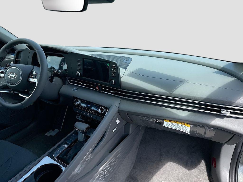 New 2026 Amazon Gray Hyundai SEL Sport Premium image 21