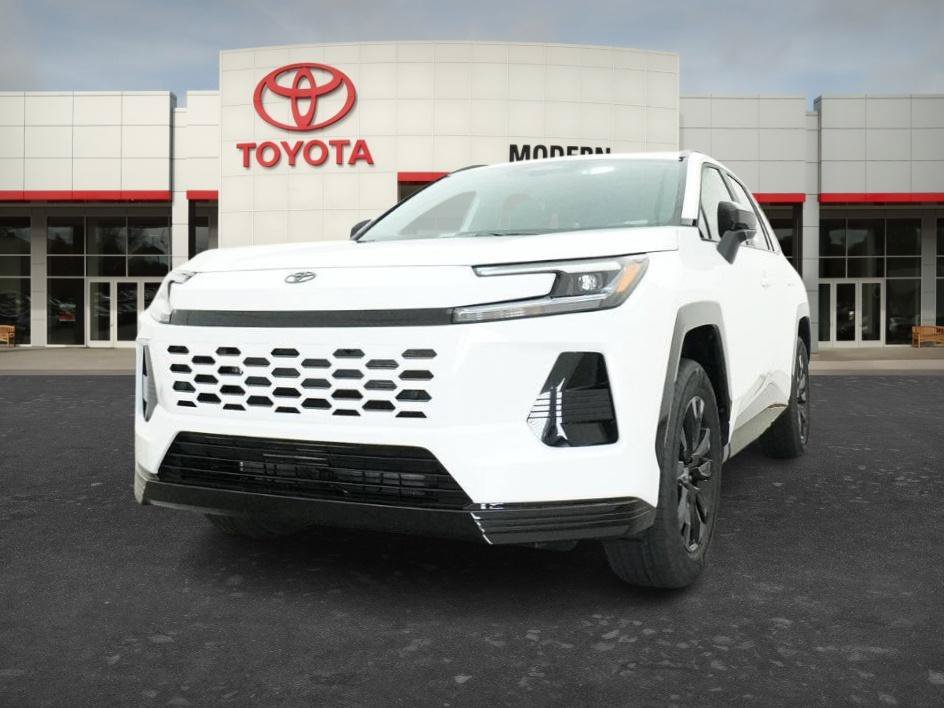 New 2026 Ice Cap Toyota SE image 5