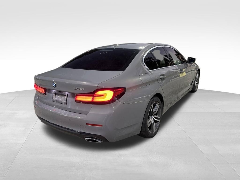 Used 2021 Gray BMW 530i image 5