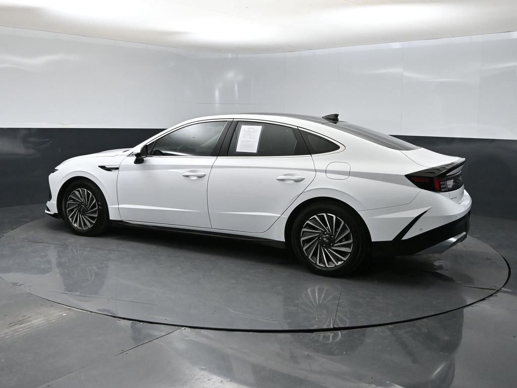 2025 Hyundai Sonata Hybrid Limited photo 4