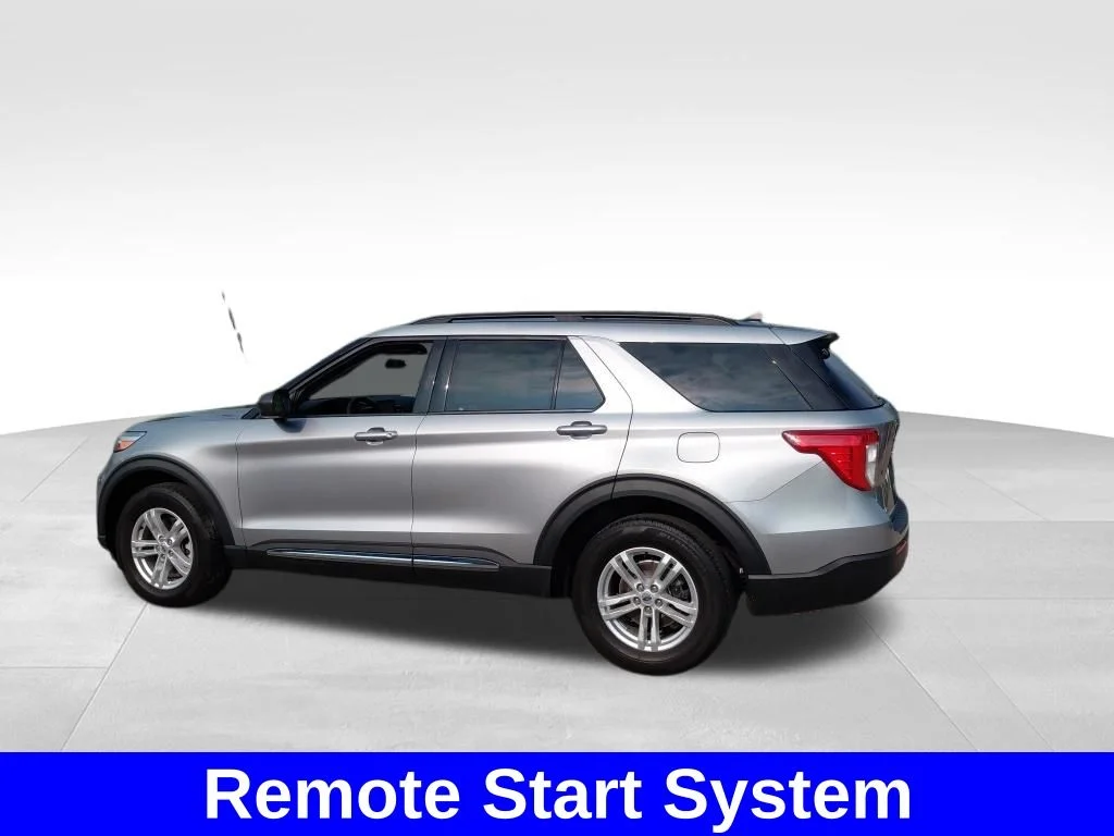 Used 2022 Silver Ford XLT image 21