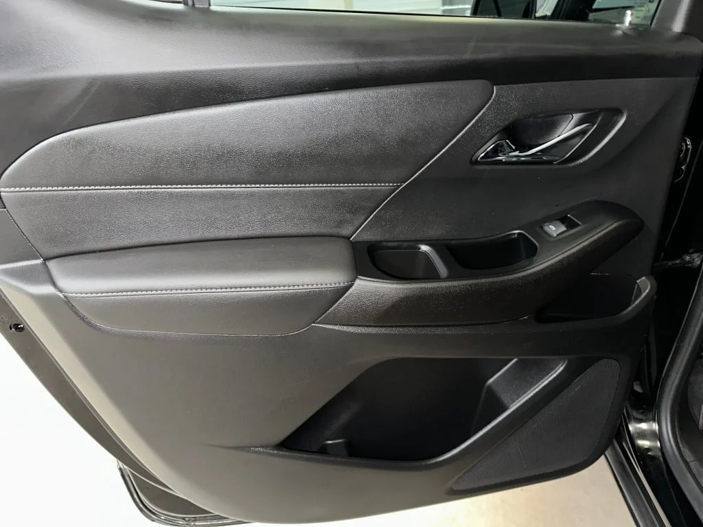 2023 Chevrolet Traverse 1LT - Photo 19
