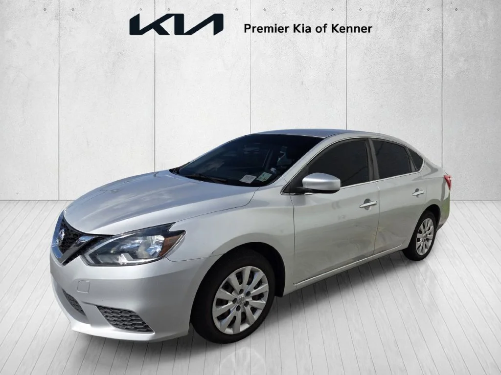 Used 2017 Silver Nissan S image 1