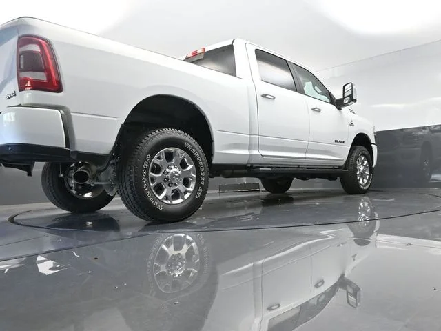Used 2024 White Ram Laramie image 37