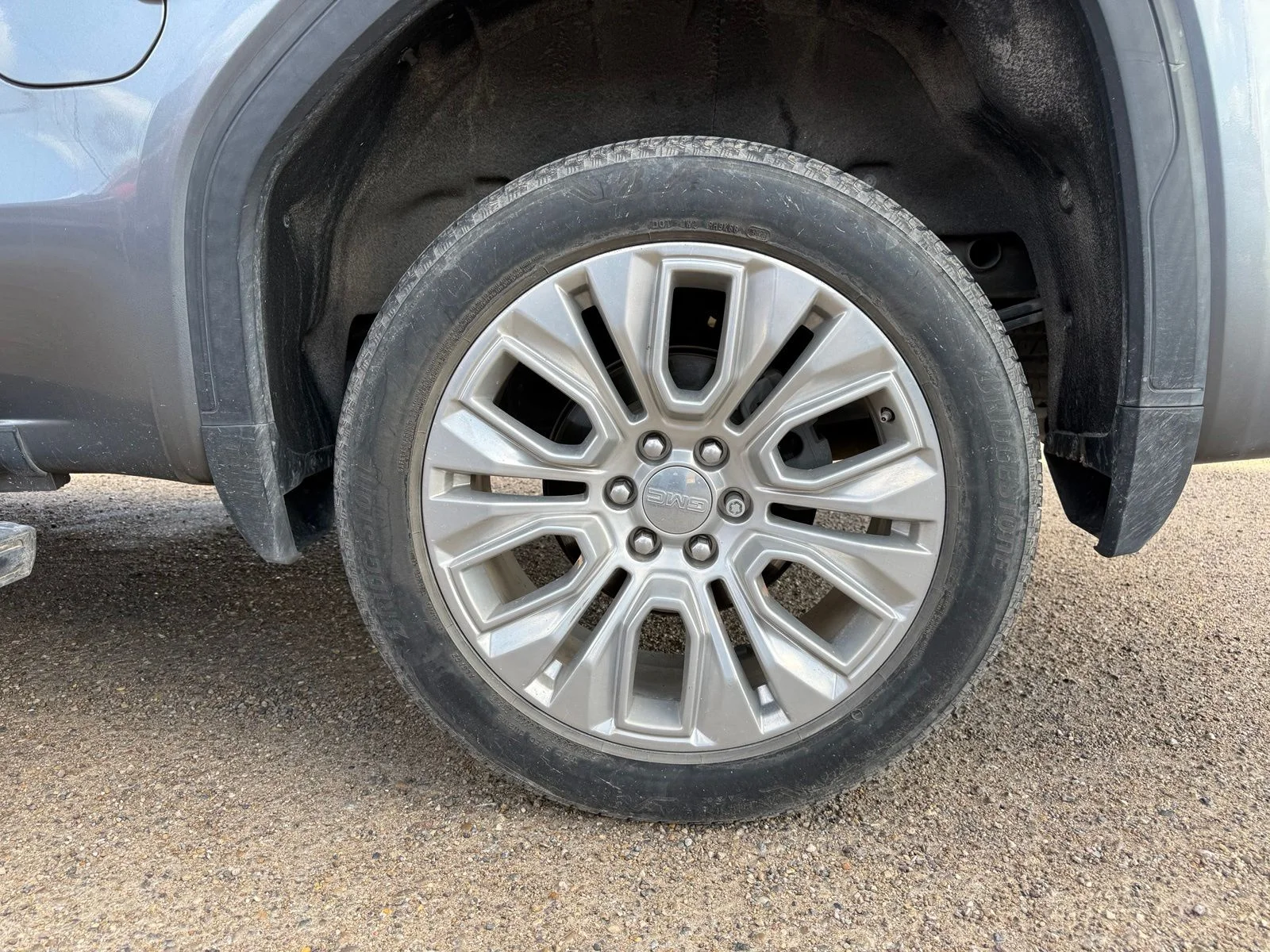 Used 2021 Gray GMC Denali image 12