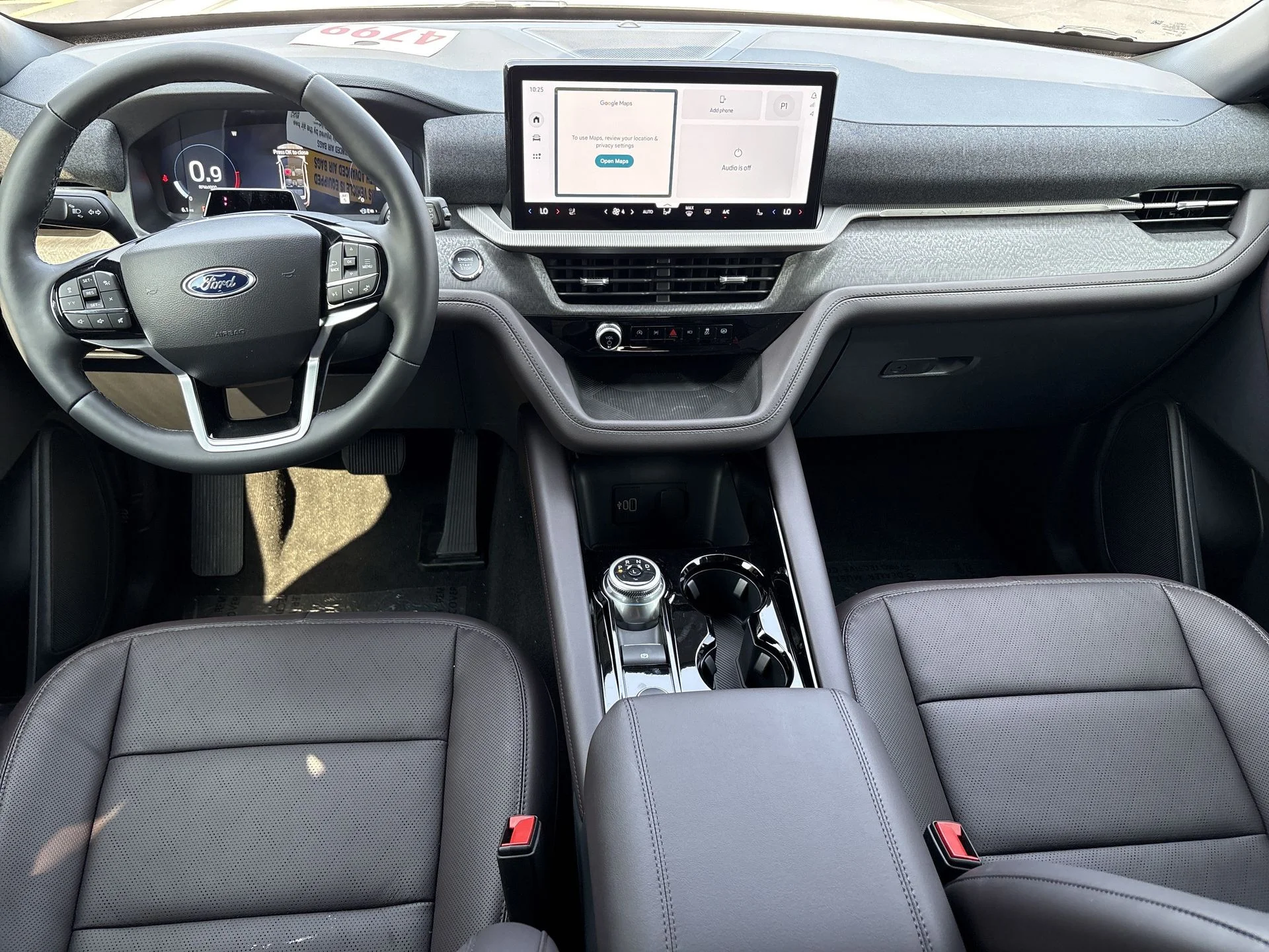 New 2026 Star White Metallic Tri-Coat Ford Platinum™ image 2