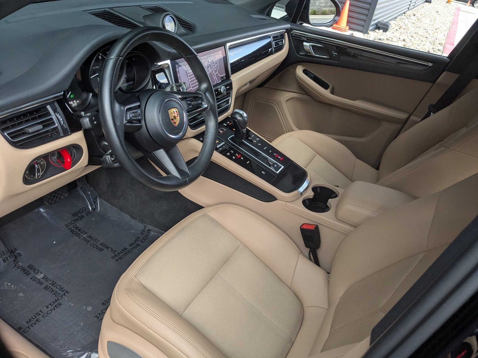 Used 2023 Volcano Grey Metallic Porsche  image 4