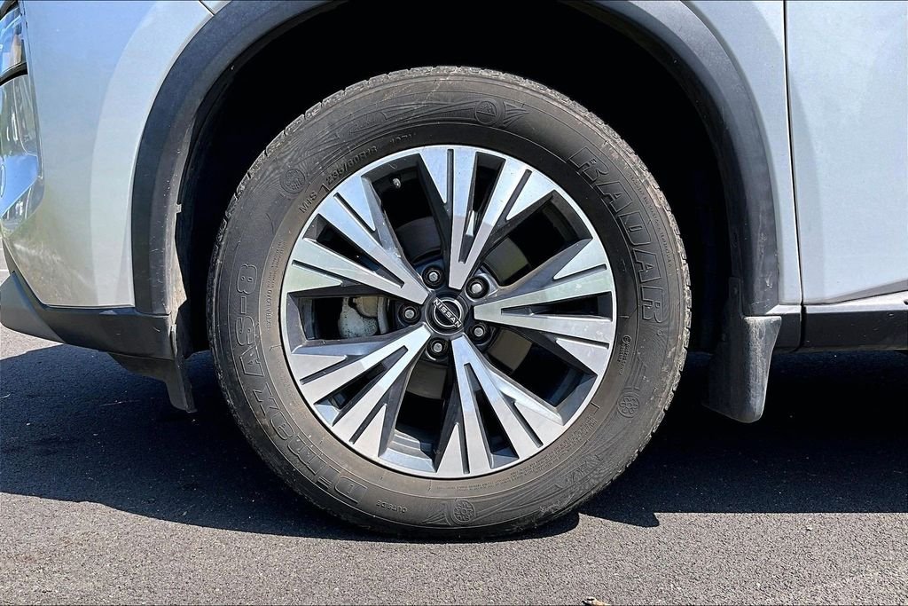 Used 2023 Silver Nissan SV image 8