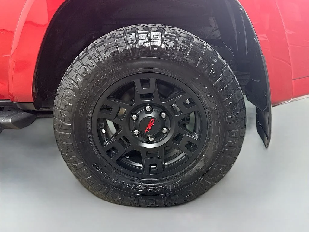 Used 2022 Barcelona Red Metallic Toyota SR5 Premium image 9