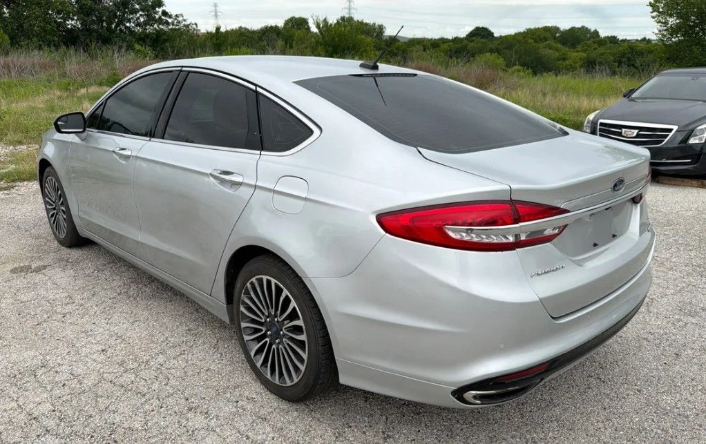 Used 2017 Silver Ford SE image 4