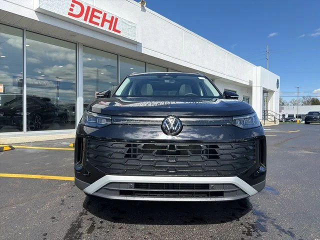 New 2026 Deep Black Pearl Volkswagen 2.0T SE image 14