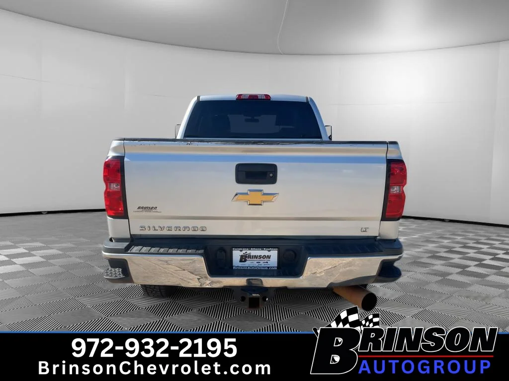 Used 2019 Silver Ice Metallic Chevrolet LT image 8