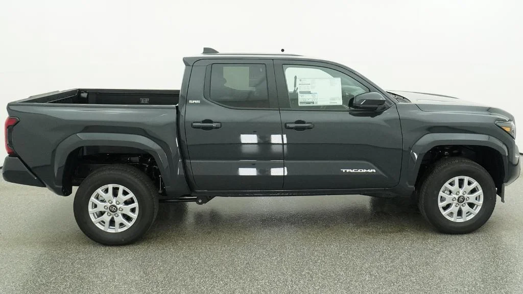 New 2026 Underground Toyota SR5 image 18