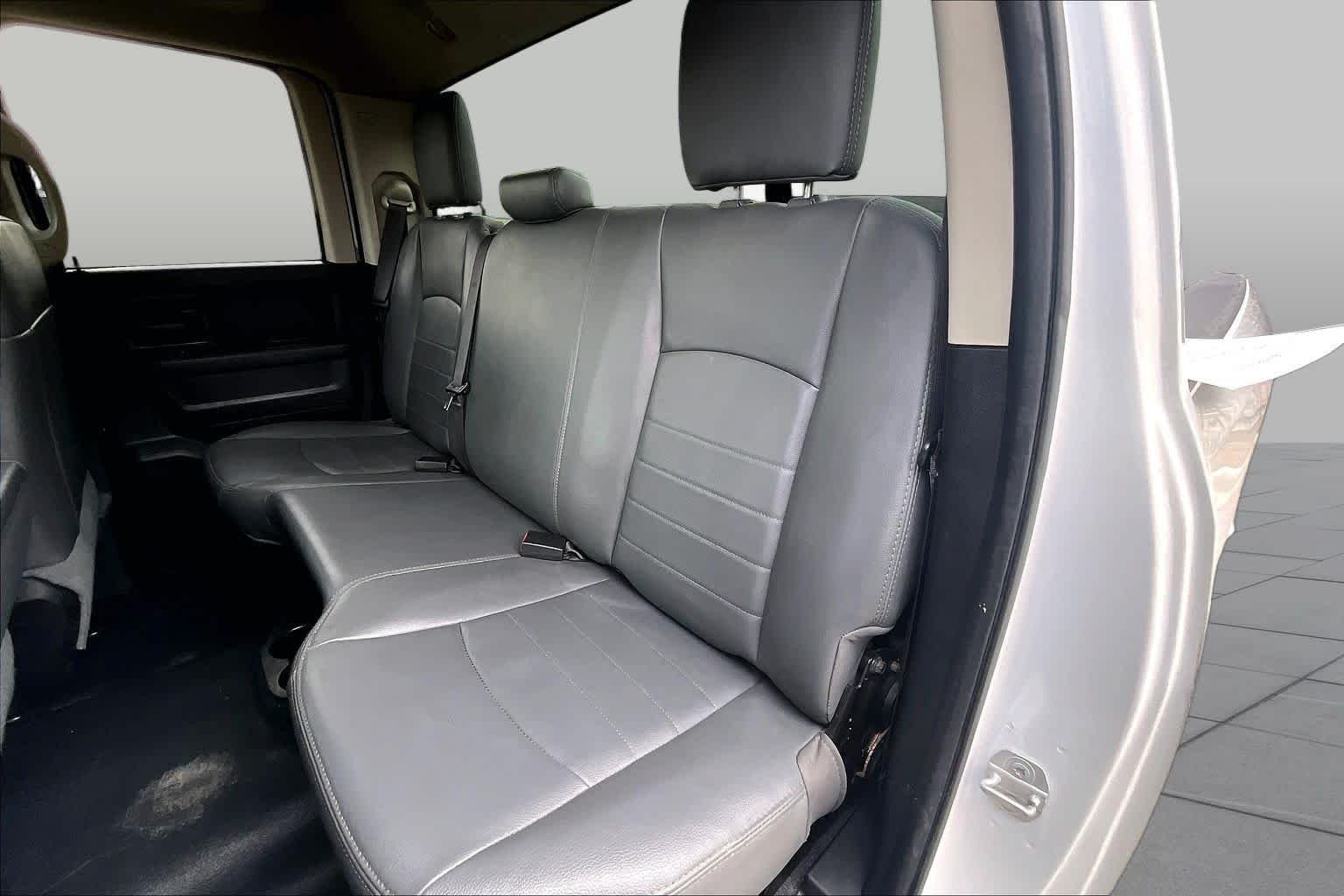 Used 2019 Bright White Clearcoat Ram Tradesman image 21