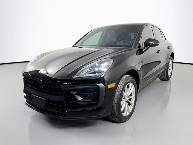 Certified Pre-Owned 2024 Porsche Macan