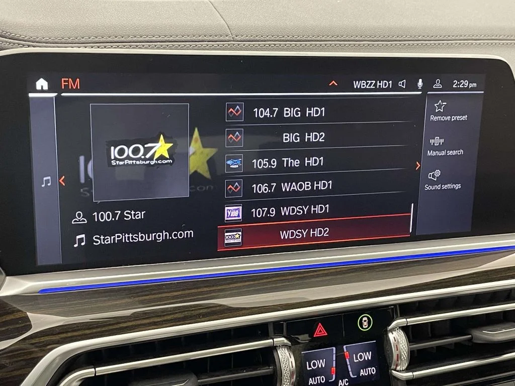 Used 2020 White BMW xDrive40i image 25