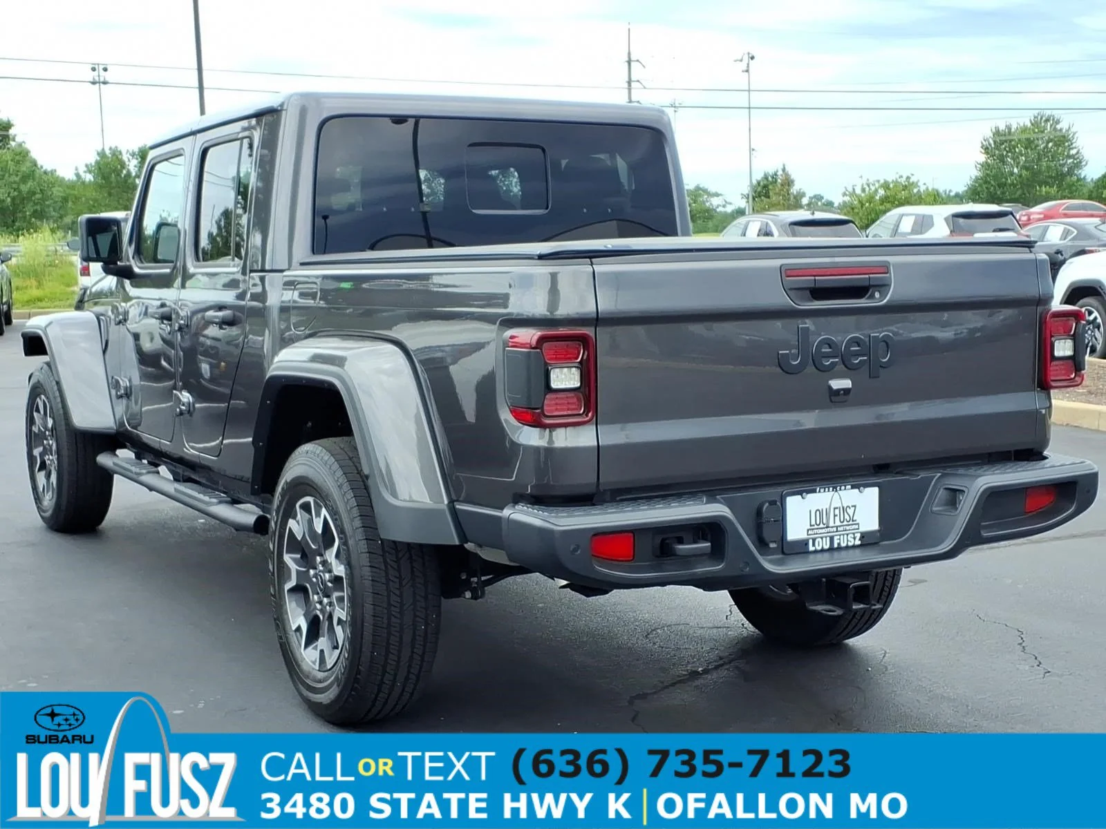 Used 2025 Granite Crystal Metallic Clearcoat Jeep Sport S image 5