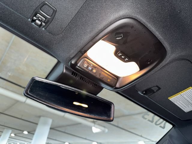 Used 2023 Blue Metallic GMC Elevation image 31