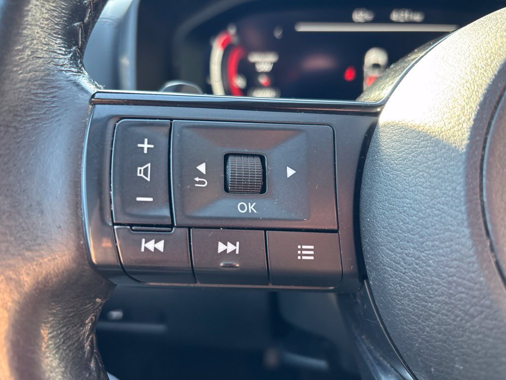 Used 2024 Black Nissan SL image 21