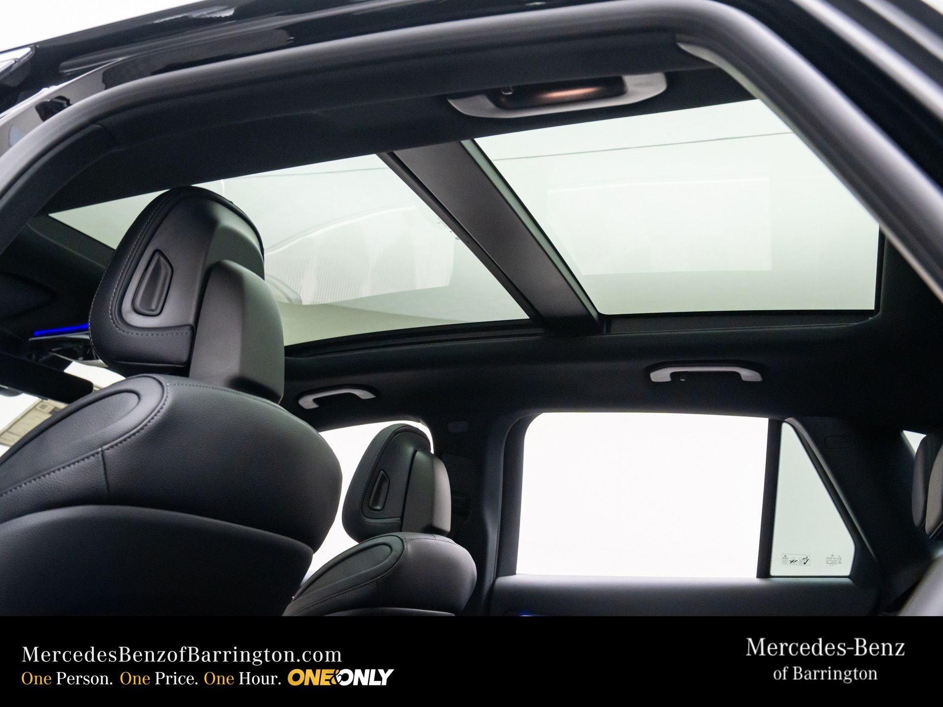 New 2026 Black Mercedes-Benz GLC 300 image 20