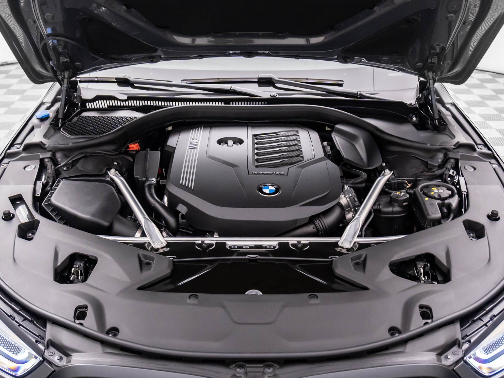 2026 BMW 8 Series 840i - Photo 31