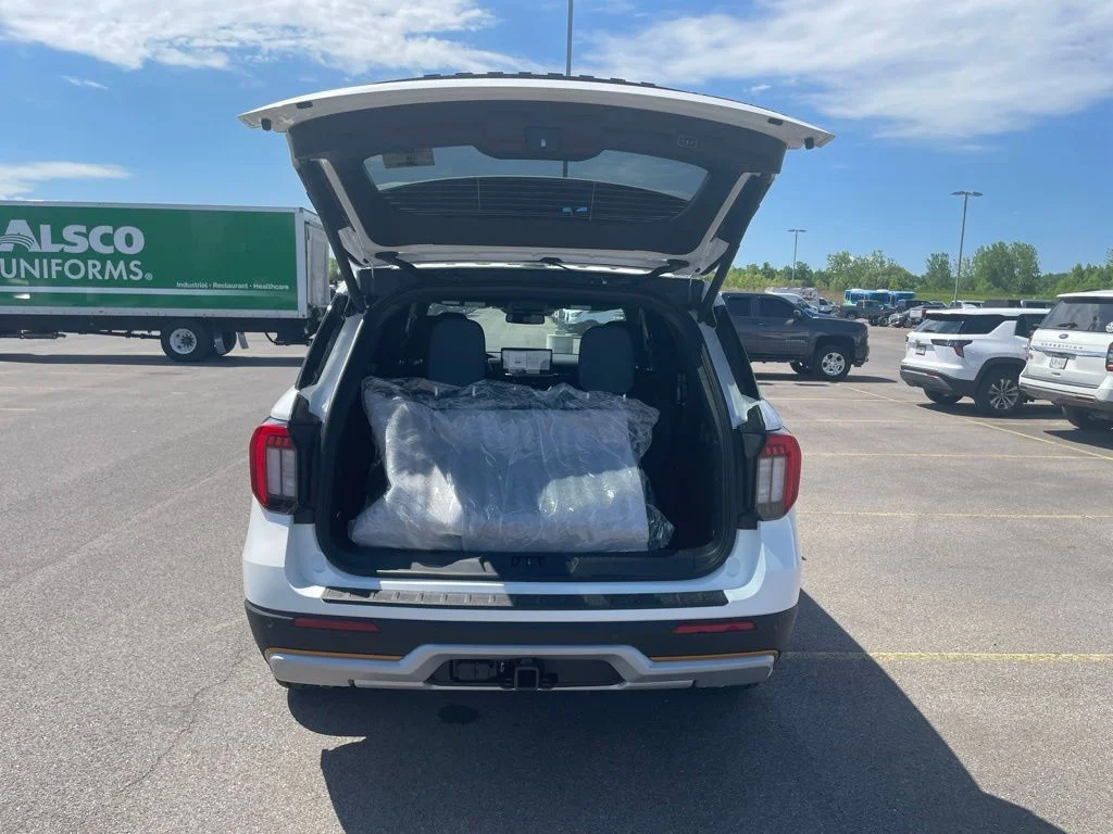 New 2026 Star White Metallic Tri-Coat Ford Tremor® image 10