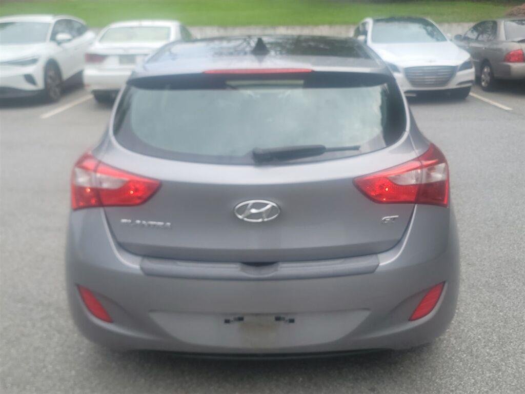 Used 2013 Shimmering Silver Hyundai w/Blue Int image 5