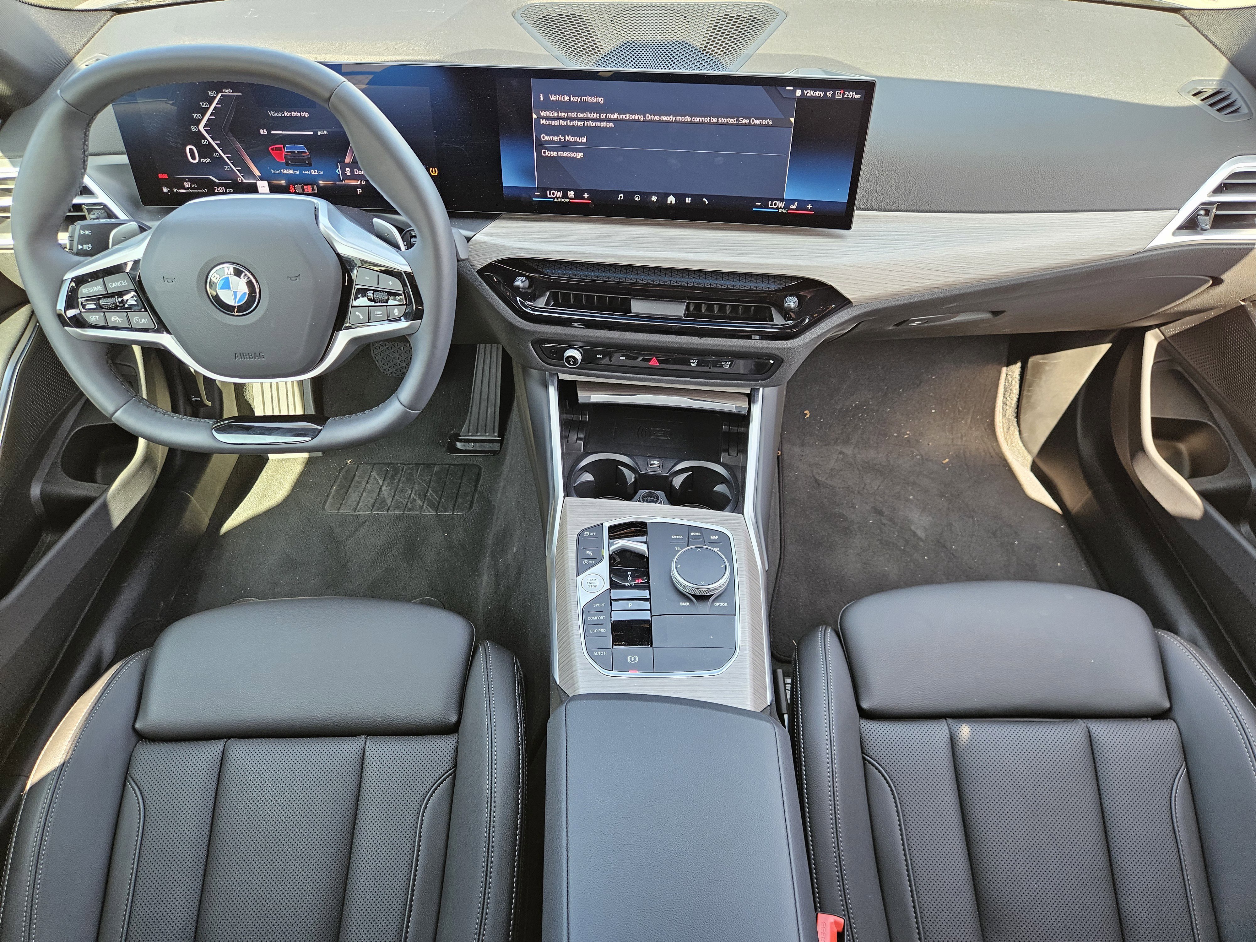 2025 BMW 3 Series 330i - Photo 19
