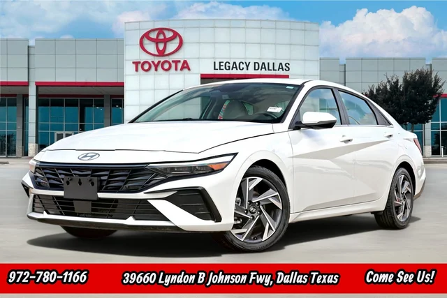 Pre-Owned 2025 Hyundai Elantra Limited