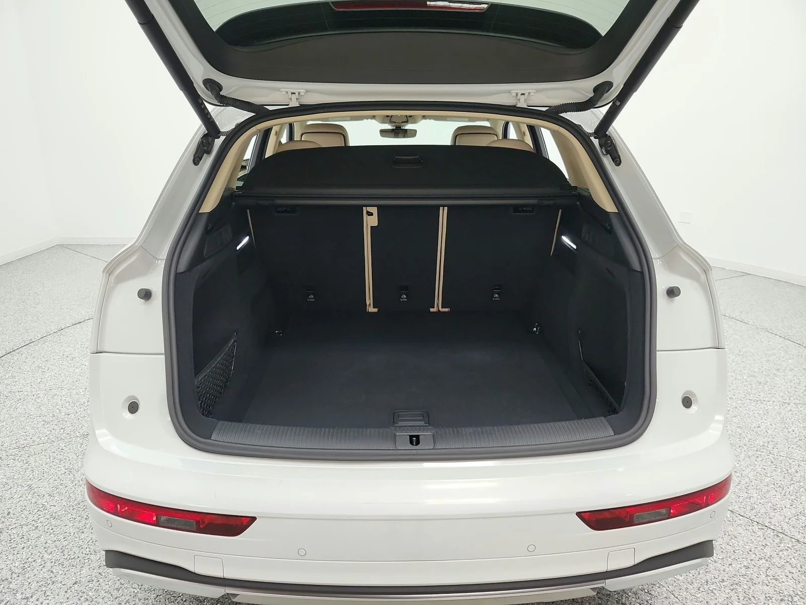 Used 2023 Glacier White Metallic Audi Premium image 18