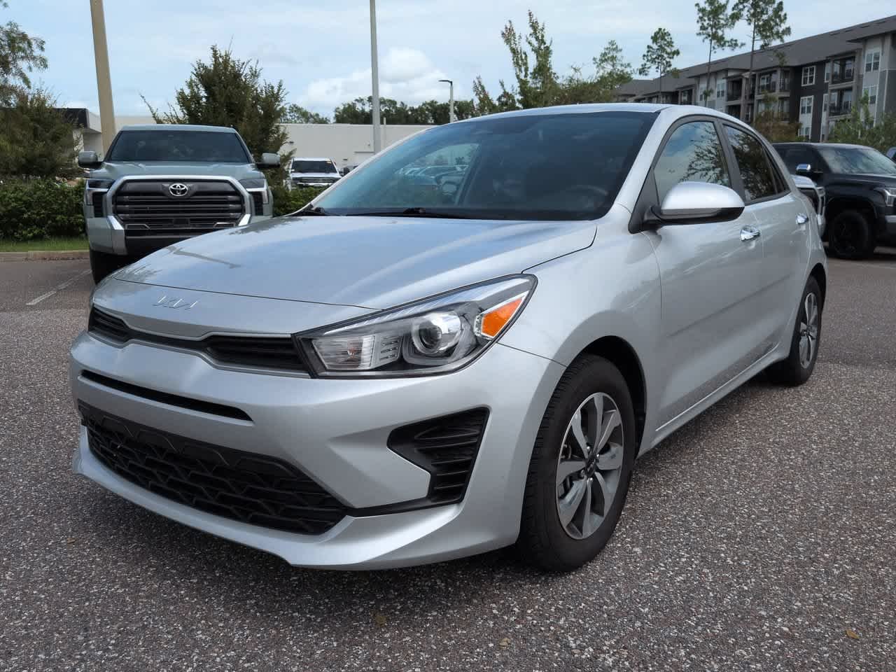Used 2023 Silky Silver Kia S image 2