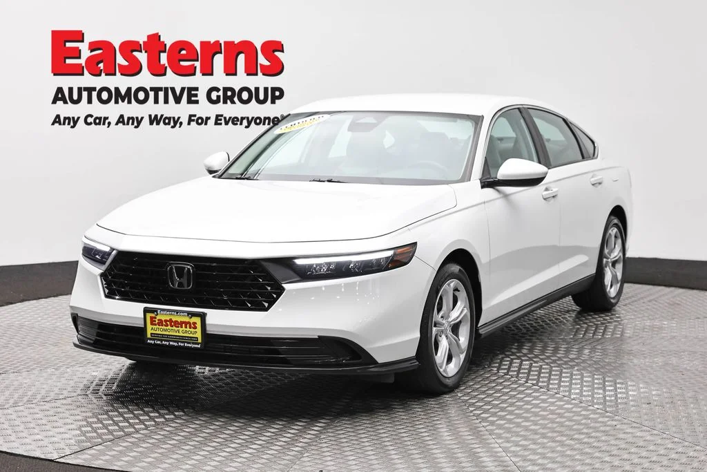 Used 2024 White Honda LX image 1