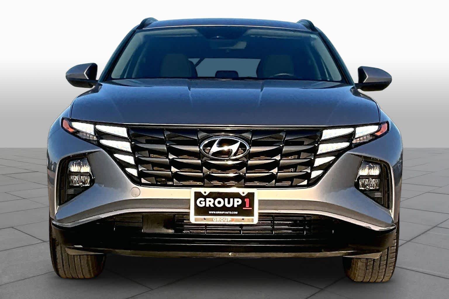 Used 2024 Shimmering Silver Hyundai SEL image 4