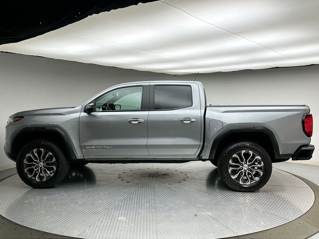 Used 2024 Sterling Metallic GMC Denali image 2