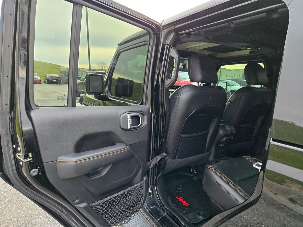Used 2021 Black Jeep High Altitude image 30