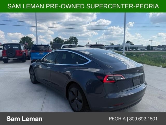 Used 2020 Gray Tesla Standard Range Plus image 4