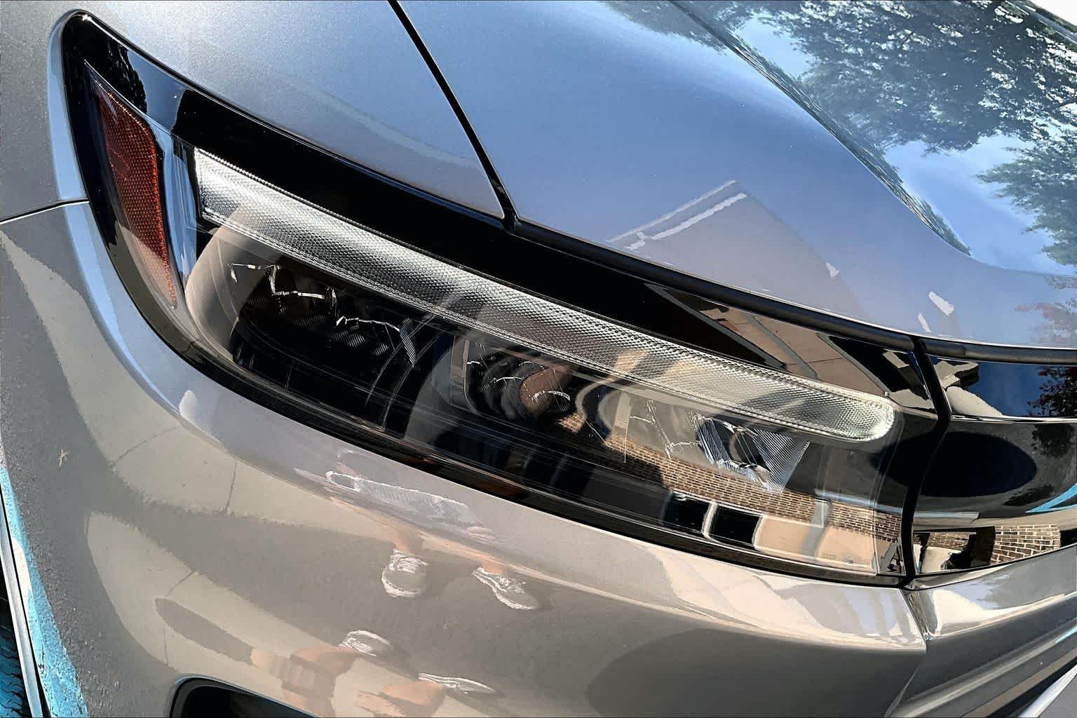 Used 2024 Mercury Silver Metallic Honda EX image 26