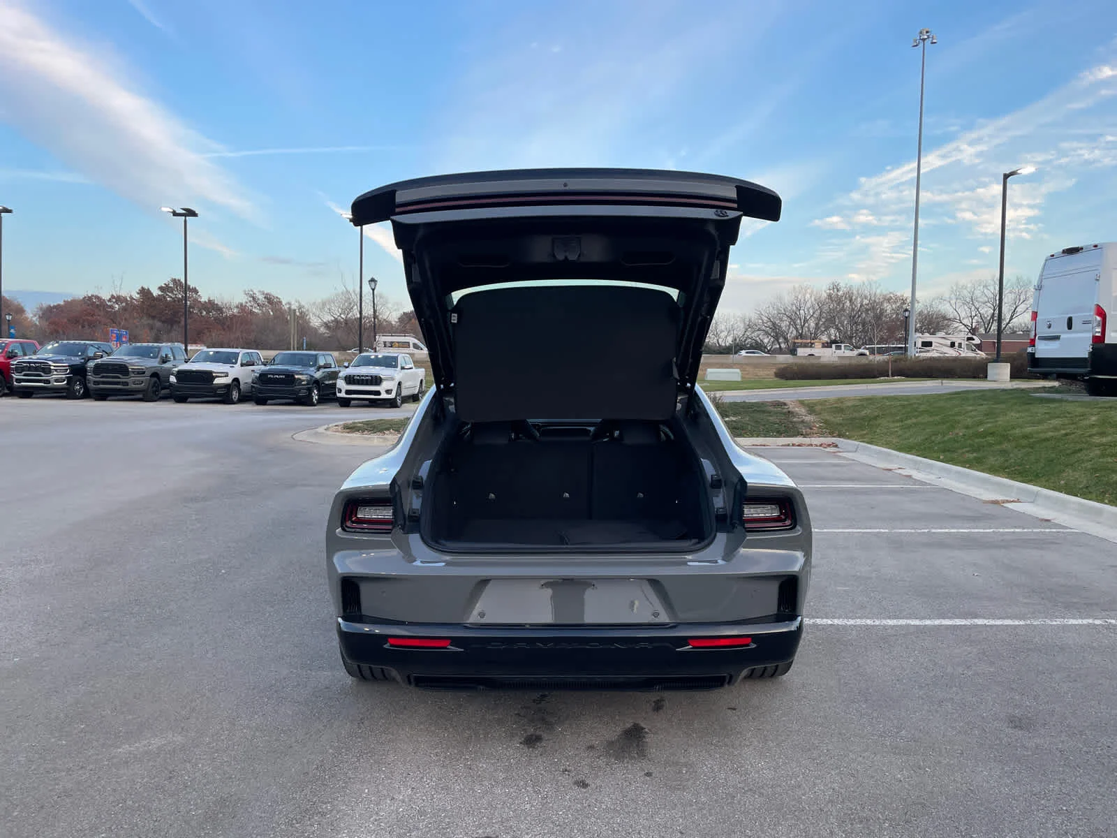 2026 Dodge Charger Daytona Scat Pack - Photo 12