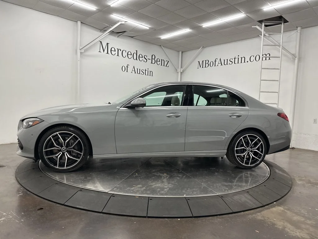Used 2026 White Mercedes-Benz C 300 image 4