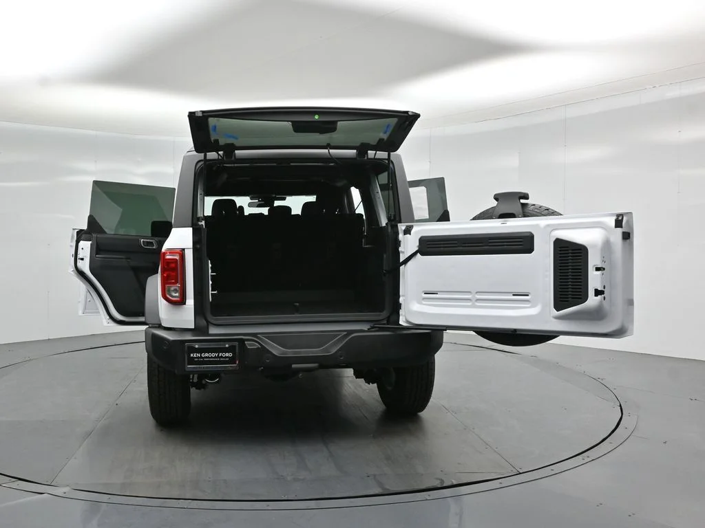 New 2026 White Ford Big Bend image 31