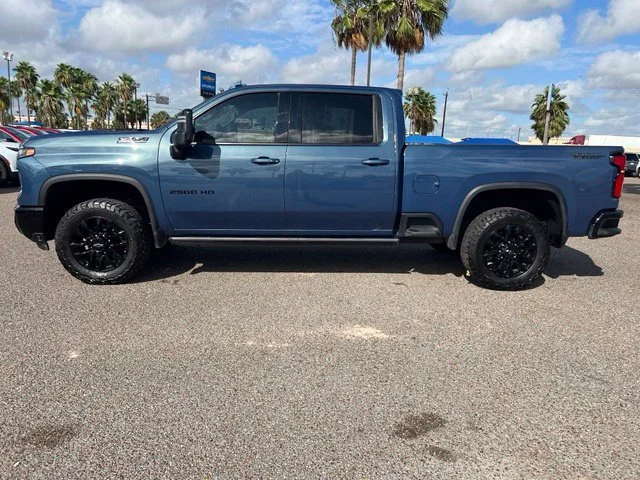 Used 2025 Lakeshore Blue Metallic Chevrolet LTZ image 4